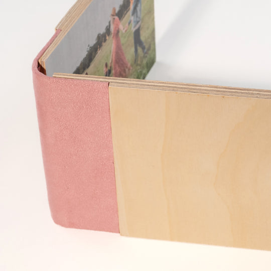 Cornice Wood Peonia